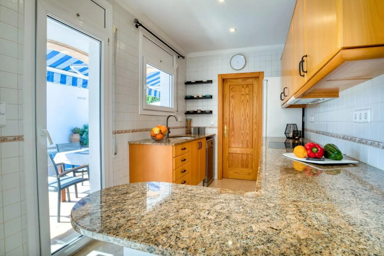 La Bellesa Villa L' Escala Tatil Evi